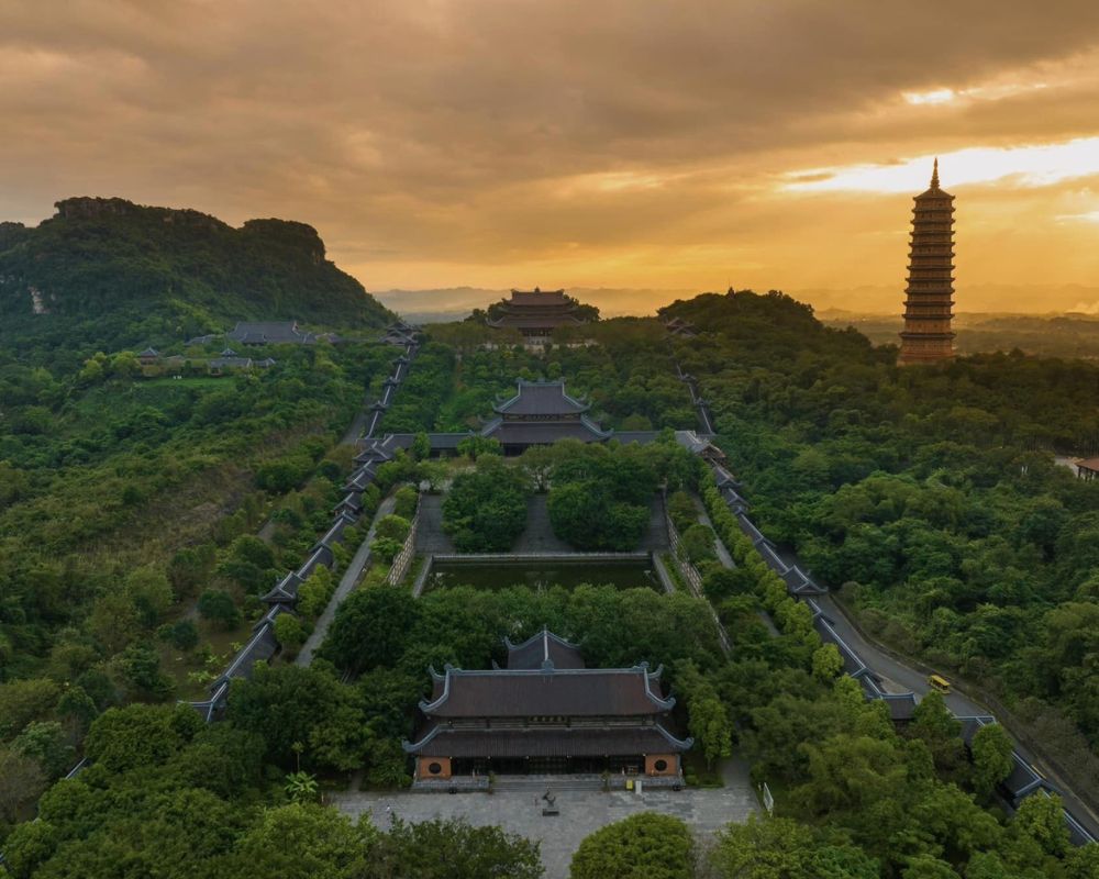 Ninh Binh or go Ha Long