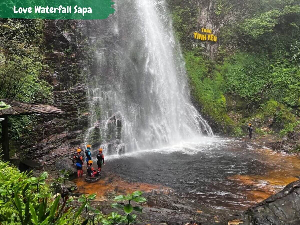 Sapa love waterfall